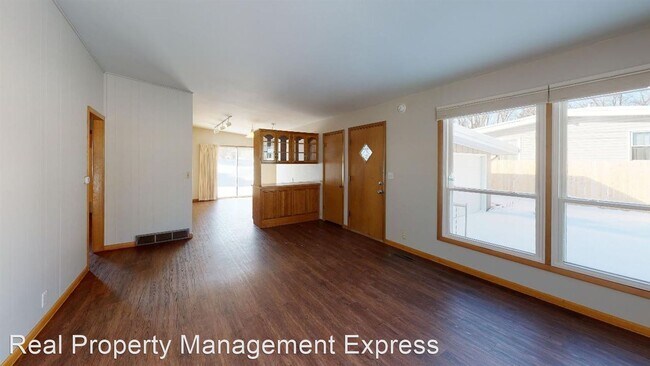 Foto del edificio - 3 br, 2 bath House - 2905 S Jefferson Ave