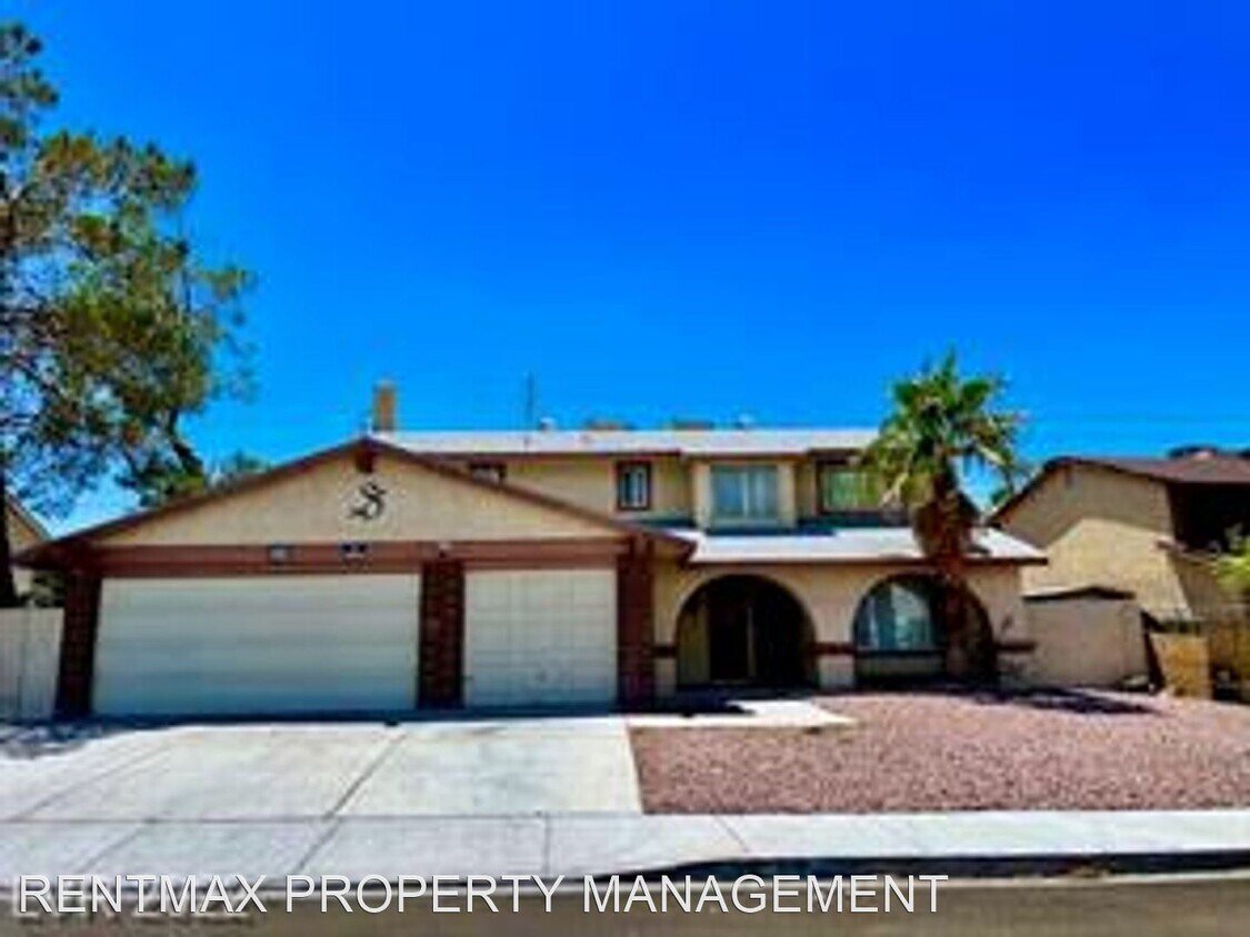 Primary Photo - 4 br, 2.5 bath House - 308 BALLET DR