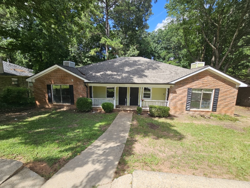 Foto principal - 1117 Summer Brook Rd