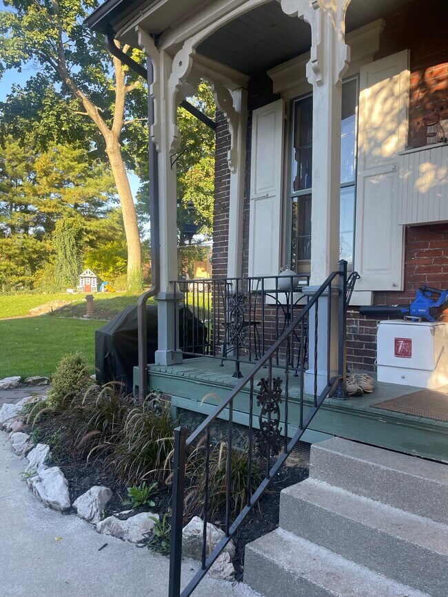 Private back porch and patio - 519 N Montgomery St