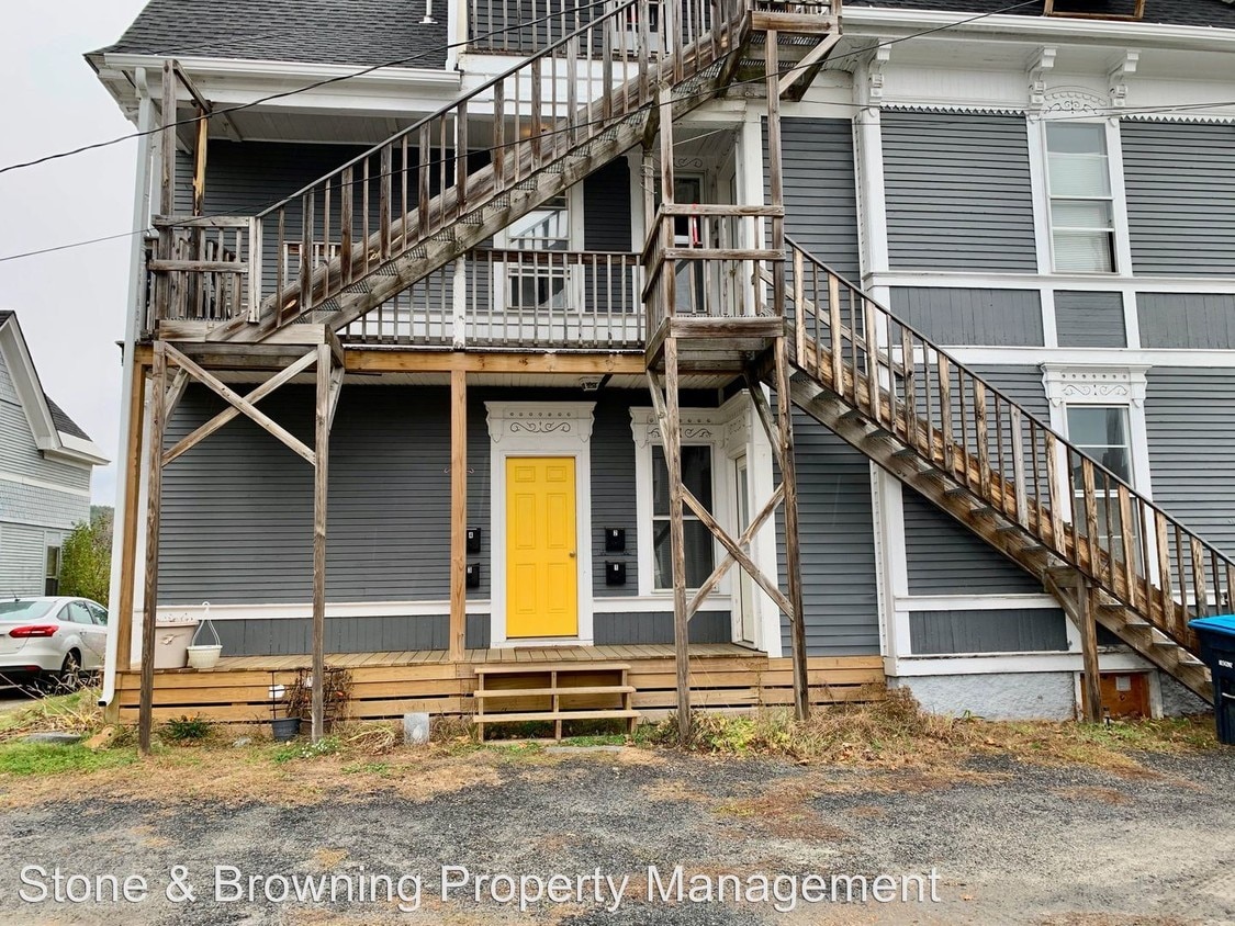 56 Spaulding St, Barre, VT 05641 Room for Rent in Barre, VT