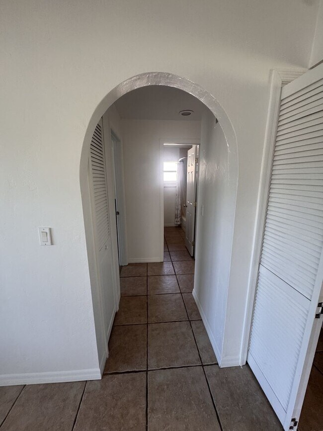 Foto del edificio - Beautiful 3 Bedroom Priced to Rent