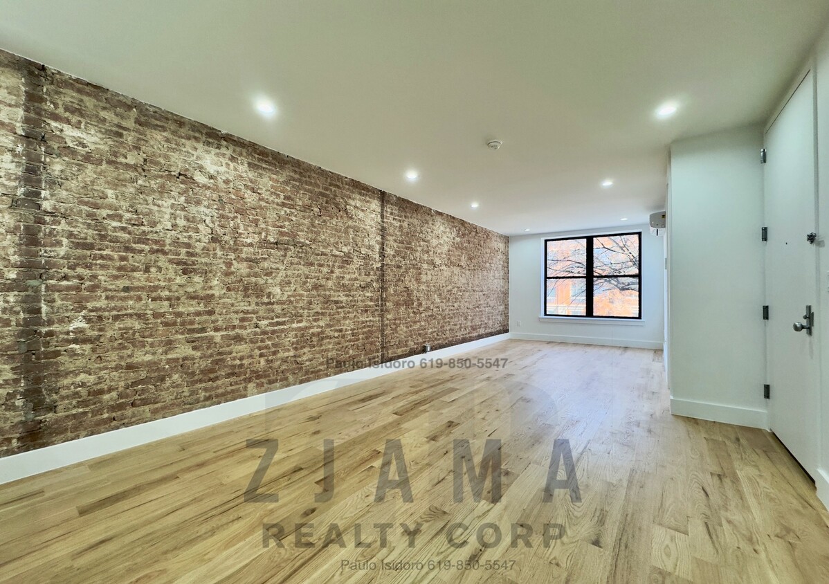 Foto principal - 1252 Flatbush Ave