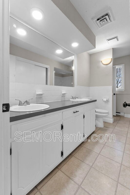 Building Photo - 233 Co Rd 341