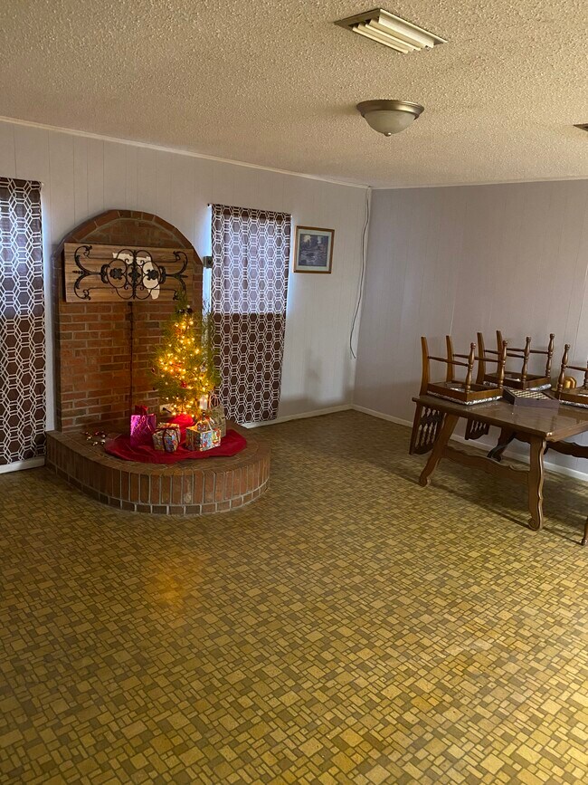 Foto del edificio - 7532 Sierra Dr
