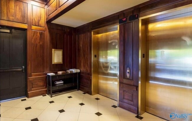 Building Photo - 445 Providence Main St NW