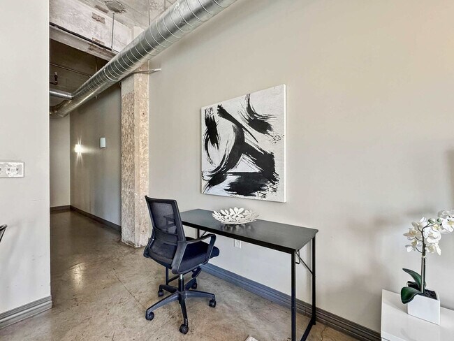 Foto del edificio - 555 Evergreen St