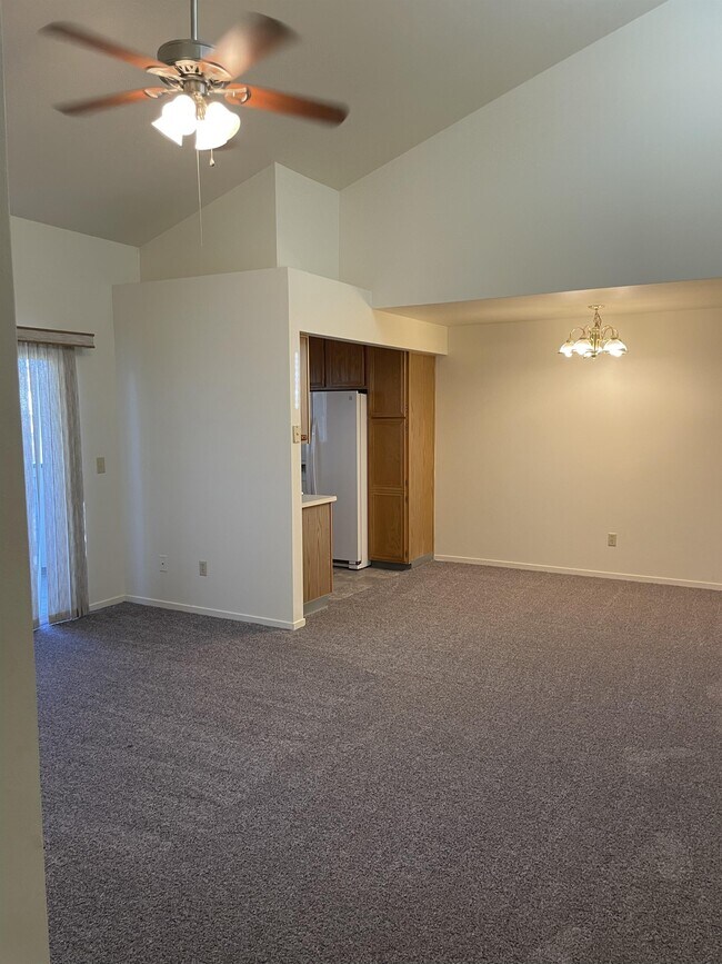 Foto del edificio - 2667 Sycamore Glen Dr