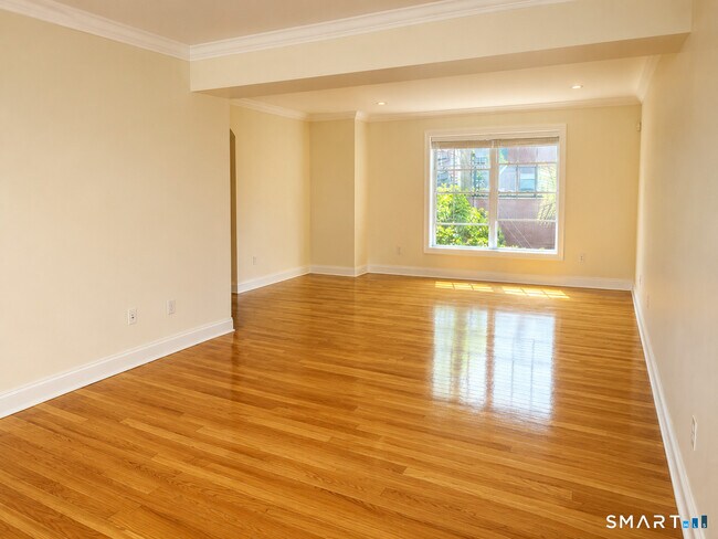 Foto del edificio - 1707 Summer St
