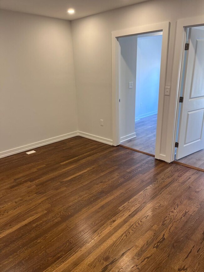 Foto del edificio - 4724 3rd Pl NW