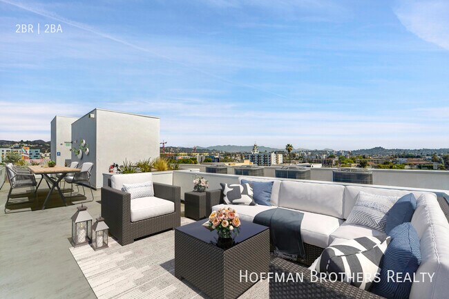 Building Photo - 5608 La Mirada Ave