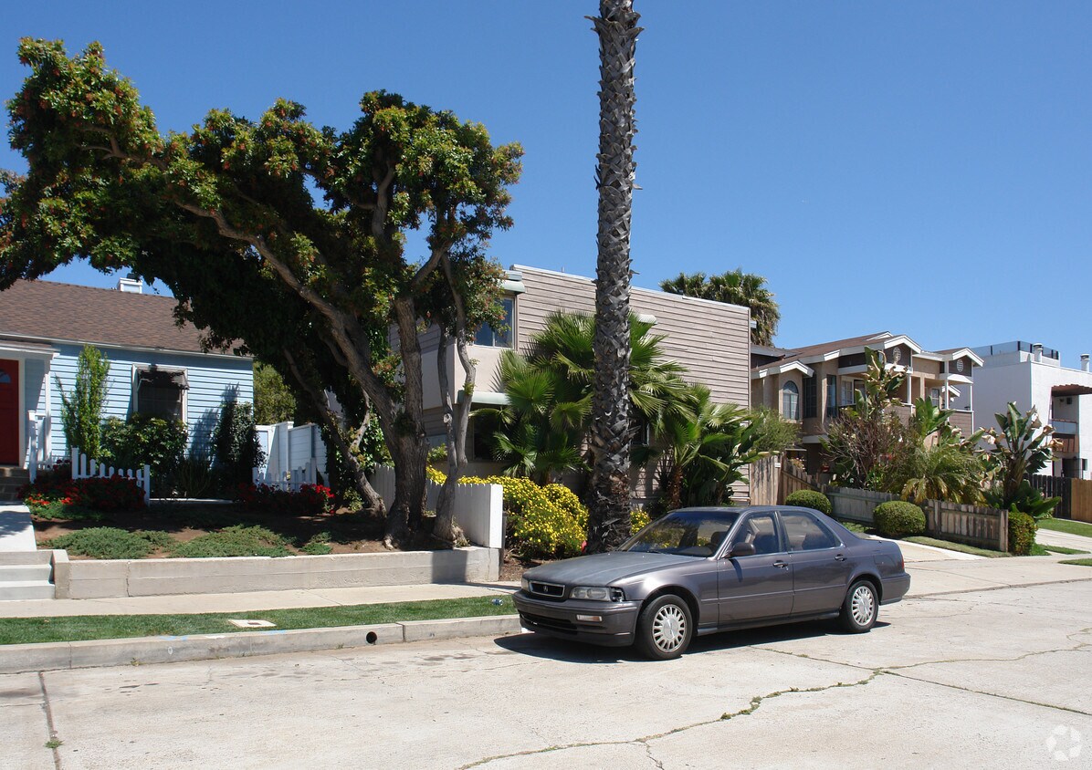 Foto del edificio - 2150 Reed Ave