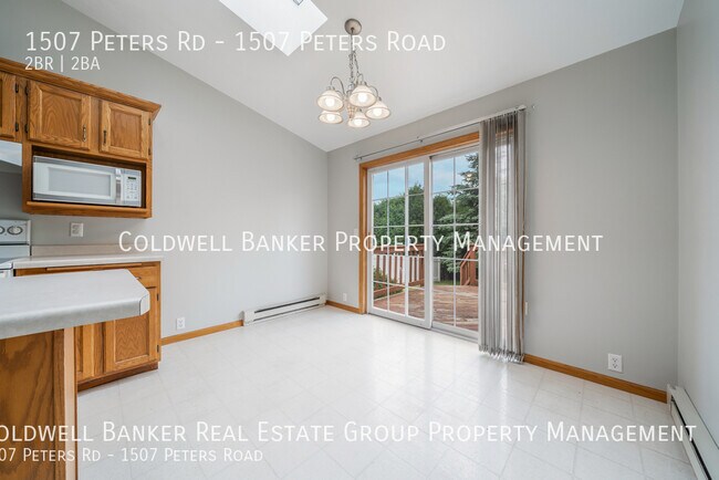 Foto del edificio - 1507 Peters Rd
