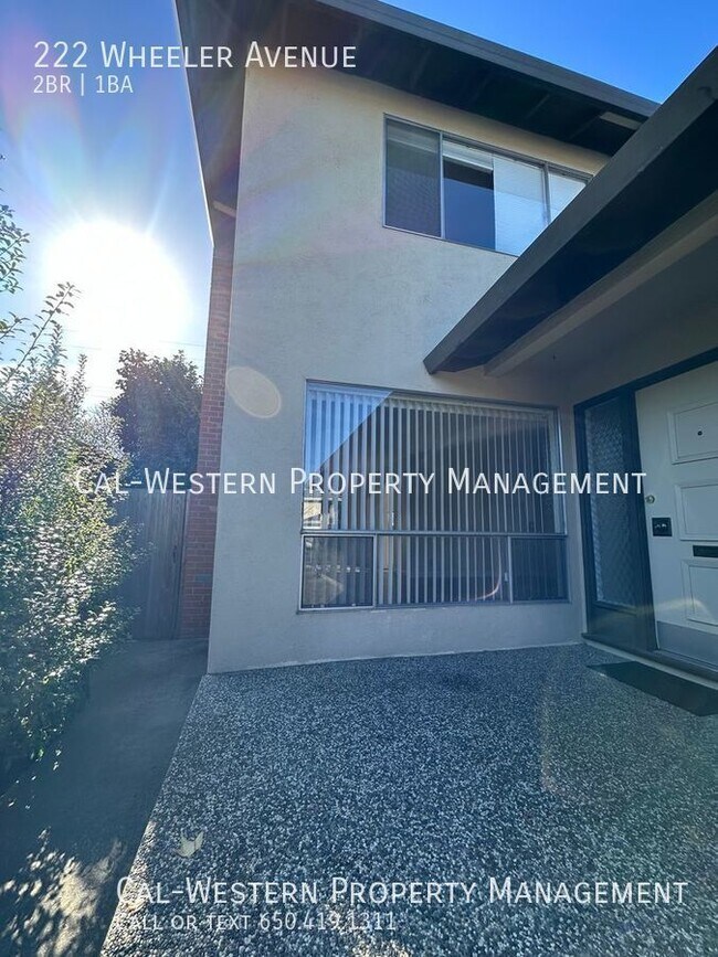 Foto del edificio - Redwood City, duplex!