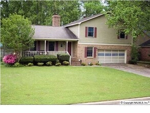 Building Photo - 149 Whisperwood Ln