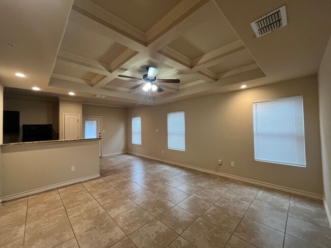 Building Photo - 7113 Micayla Cv