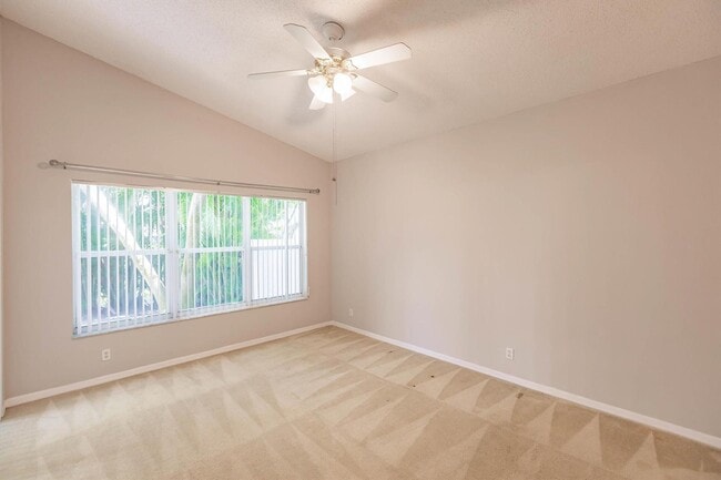Building Photo - 6304 Harbour Club Dr