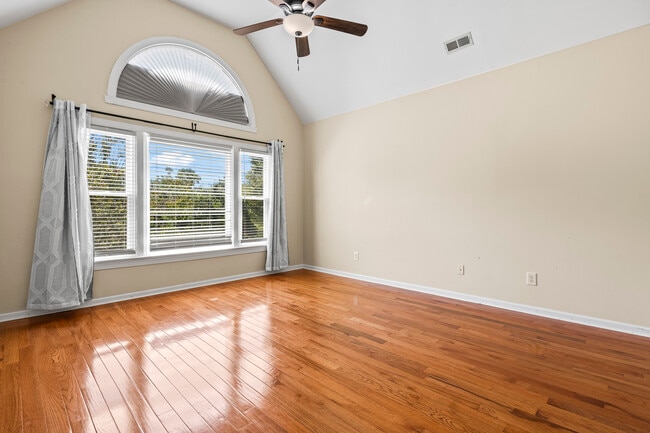 Photo - 1108 Brittley Way House