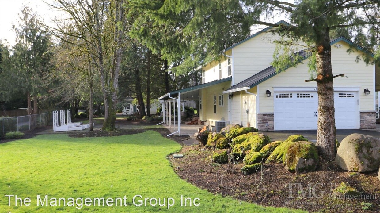 Primary Photo - 3 br, 3 bath House - 2806 SE Bella Vista Road