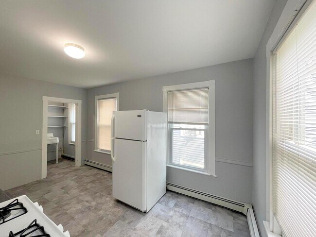 Foto del edificio - 322 Beacon St