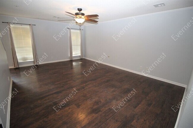 Building Photo - 1604 S Kalanchoe Ave W
