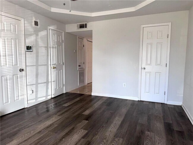 Foto del edificio - 7021 Yorktown Dr