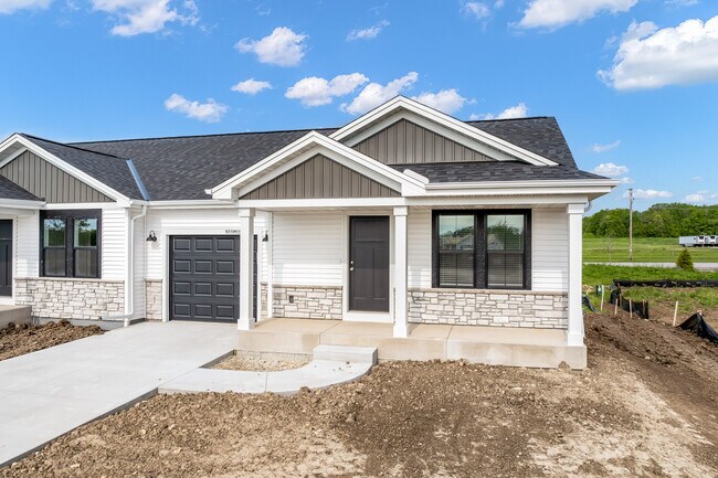 Building Photo - W219N16263 Primrose Ct