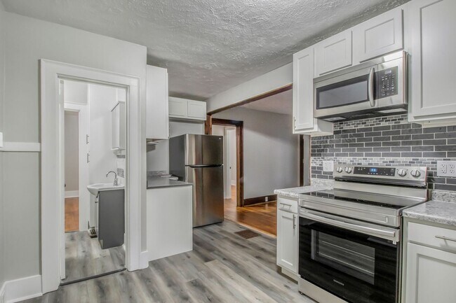 Foto del edificio - 548 Dayton Ave