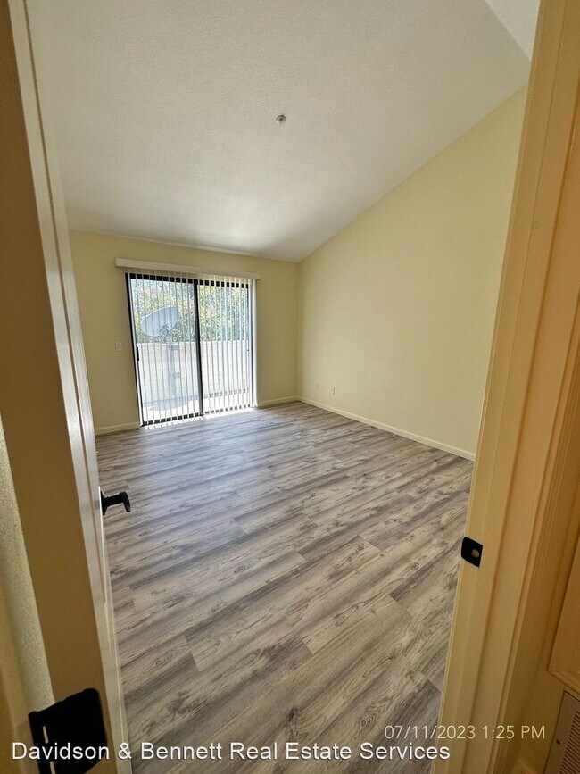 Building Photo - 1 br, 1 bath House - 118 Golden Gate Cir