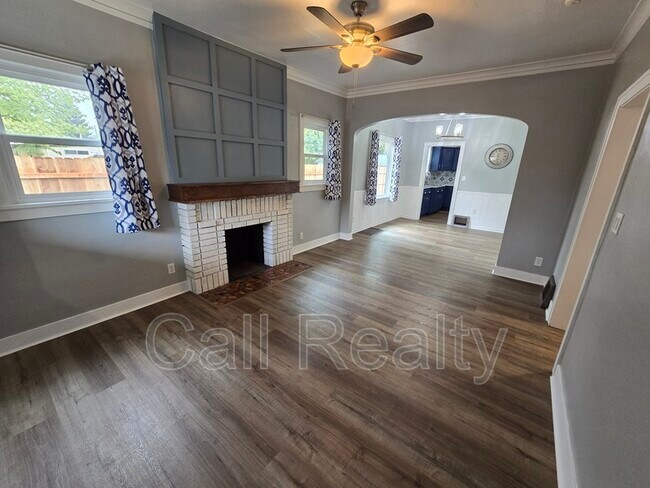 Foto del edificio - 2801 W Boone Ave