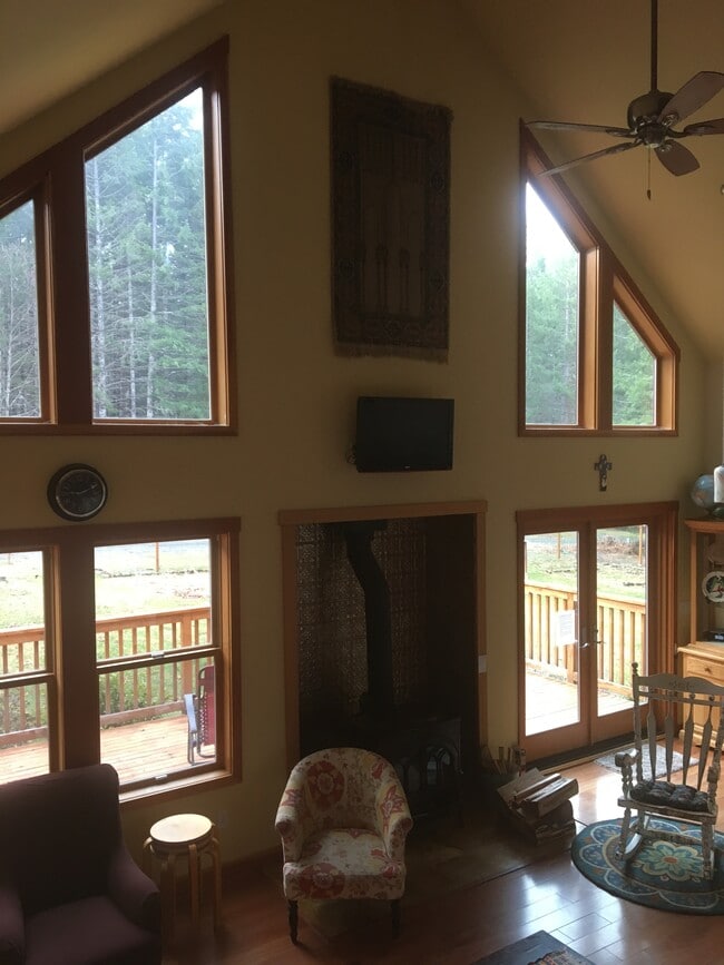 Building Photo - 146 Marmot Lp