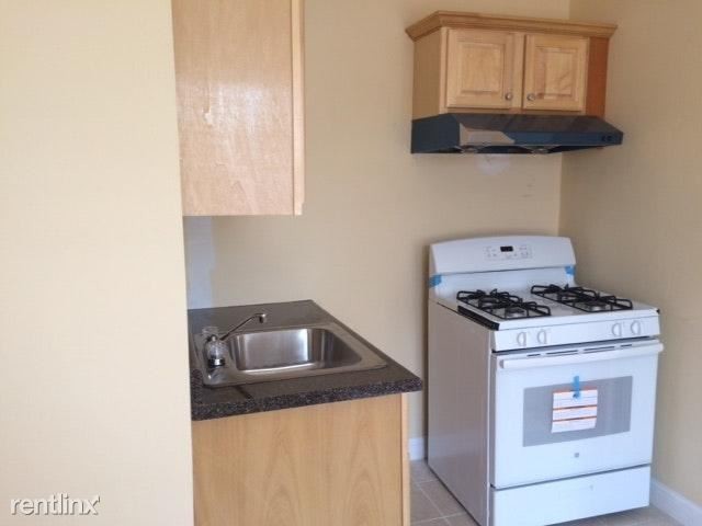 Building Photo - 2 br, 1 bath Apartment - 401 Dickinson st
