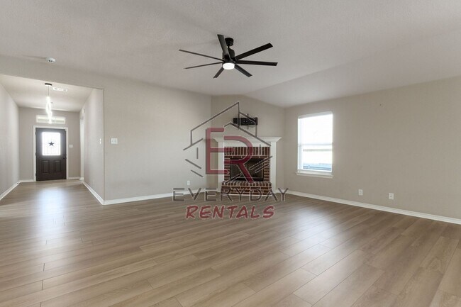 Foto del edificio - 6708 Oliver Loving Dr