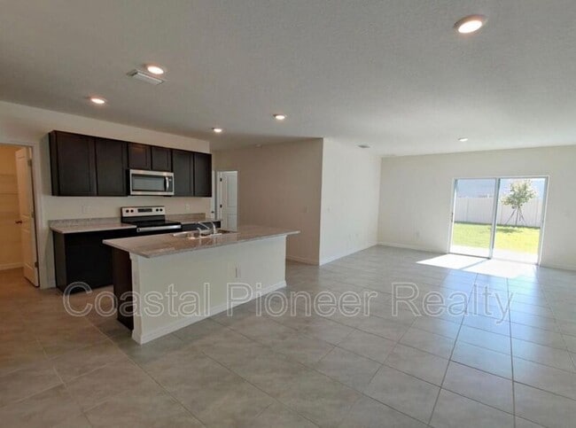 Building Photo - 34260 Jasper Stone Dr