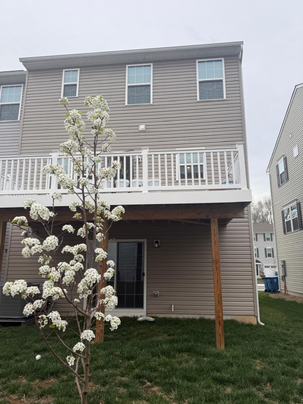 Building Photo - 2125 Rivers Dr