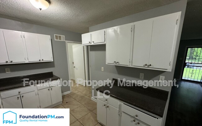 Foto del edificio - 3654 Windermere Rd