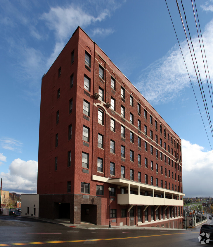 Building Photo - Eastview Unity Apartments