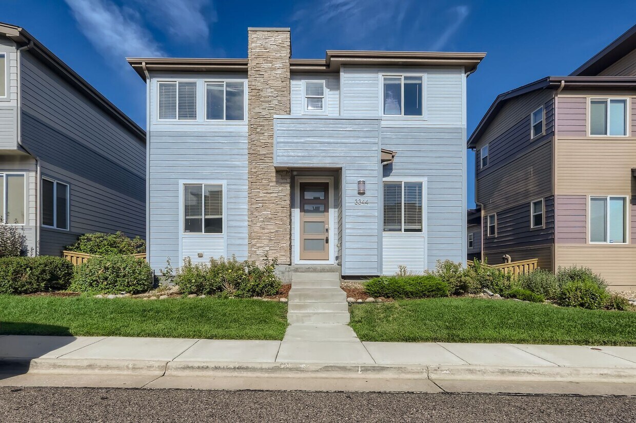 Foto principal - 3344 Cranston Cir