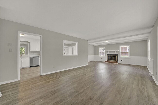 Foto del edificio - Wonderful Home Near Downtown Matthews!