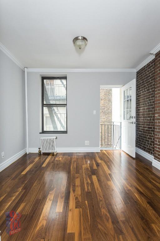 Building Photo - 221 E 23rd St