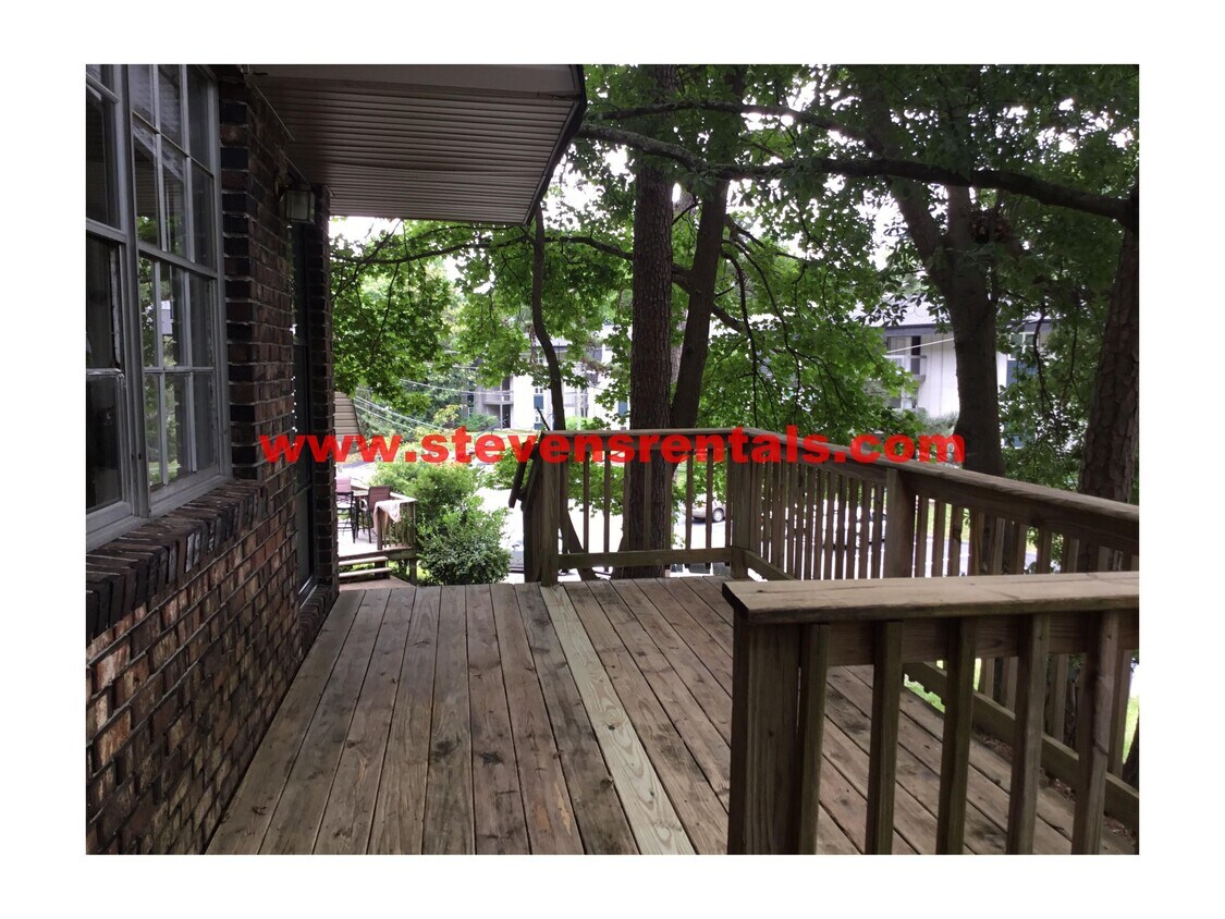 Primary Photo - 2 Bedroom Duplex