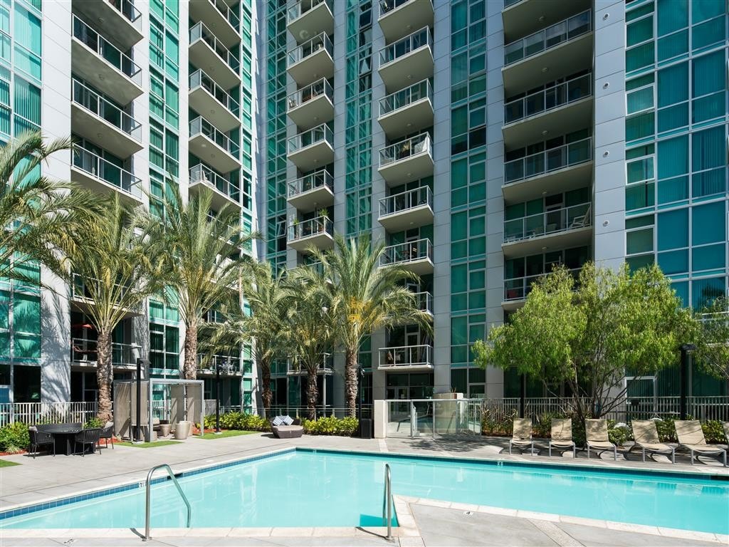 The Vue Apartments in San Pedro, CA Westside Rentals