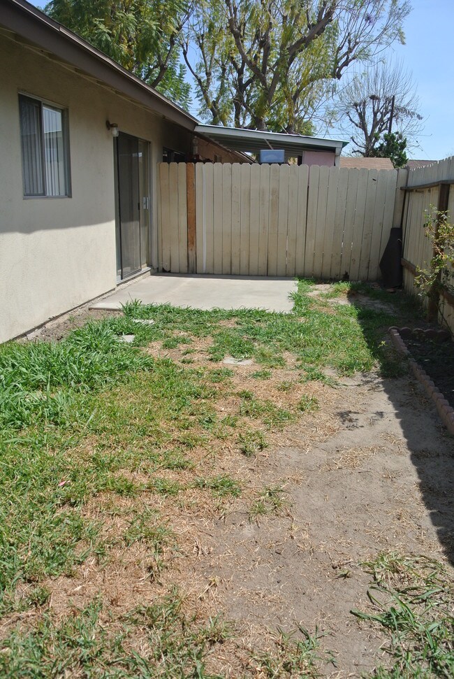 Building Photo - Patio Gardens