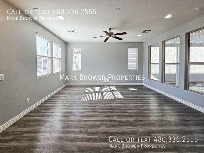 Foto del edificio - 8964 W Northview Ave