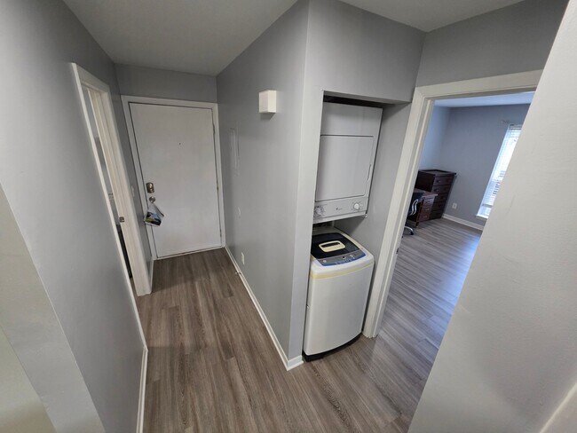 Foto del edificio - 1330 Hunters Rd