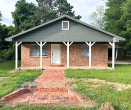 Building Photo - 601 Thomas St