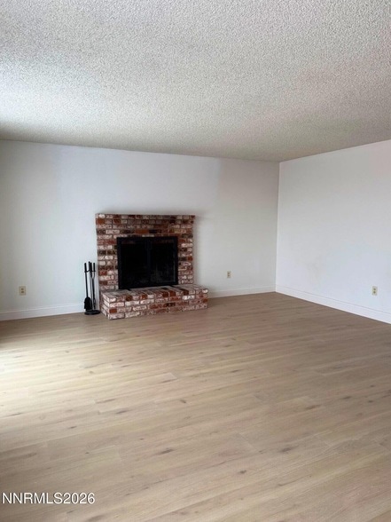 Building Photo - 1702 Bonita Vista Dr