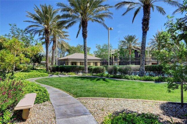 Building Photo - 6868 Sky Pointe Dr