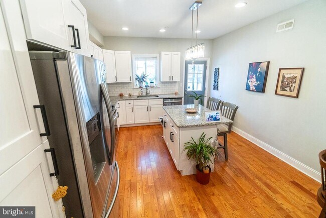 Foto del edificio - 1218 S Bucknell St