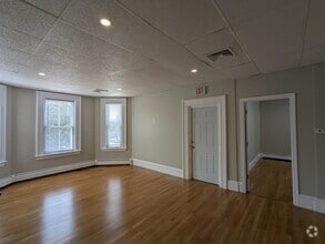 Building Photo - 684 Park Ave